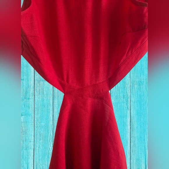 RIHOAS Red Round Neck Cut-Out Midi Dress Size Small - Picture 4 of 10